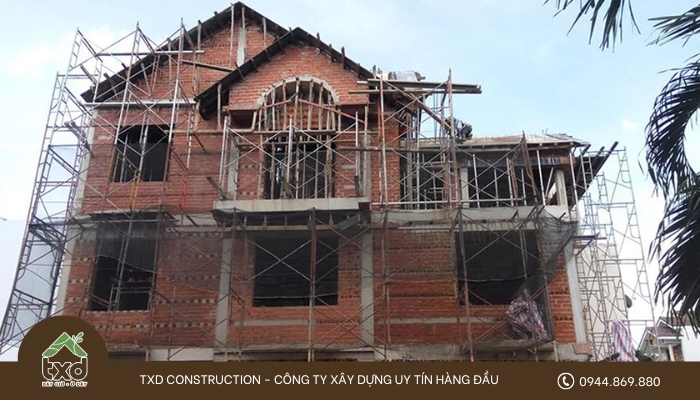 Xây thô là giai đoạn đầu tiên và cốt lõi trong quy trình xây dựng nhà ở
