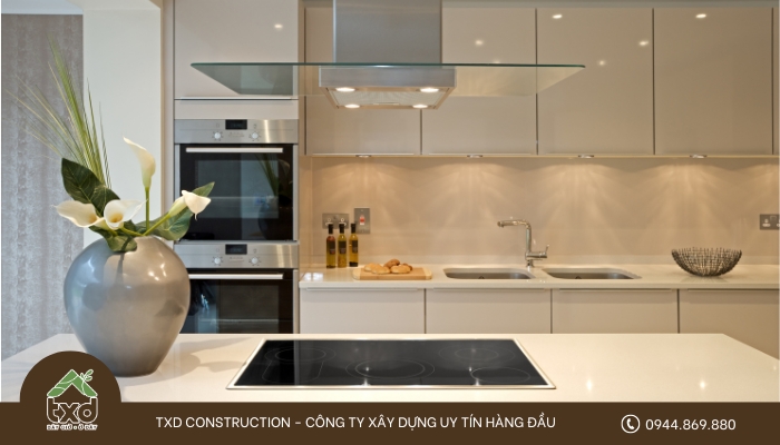 Kích thước mặt bếp cần phù hợp để tránh mỏi cơ thể.