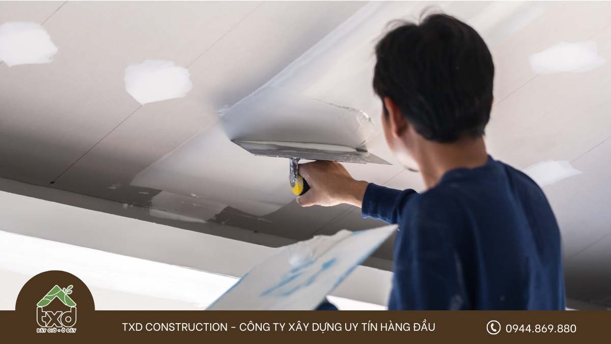 Làm trần thạch cao có cần trát trần hay không?