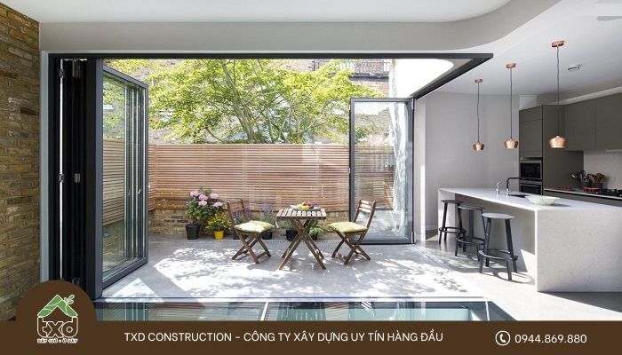 Bảo trì và vệ sinh giếng trời định kỳ
