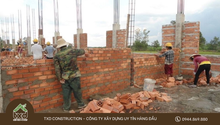 Các yếu tố ảnh hưởng đến lượng vật liệu xây 1m² tường 10