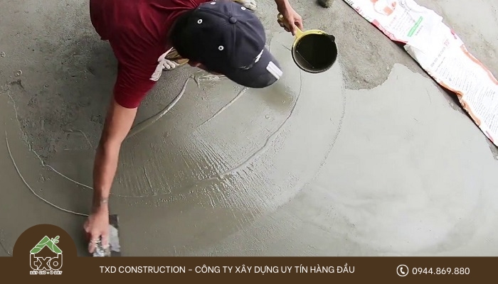 Lưu ý quan trọng khi trộn xi măng láng nền